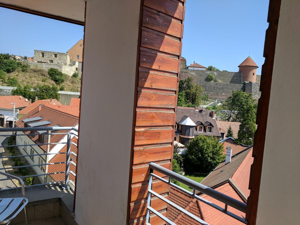 Minaret Apartman Eger Exterior foto